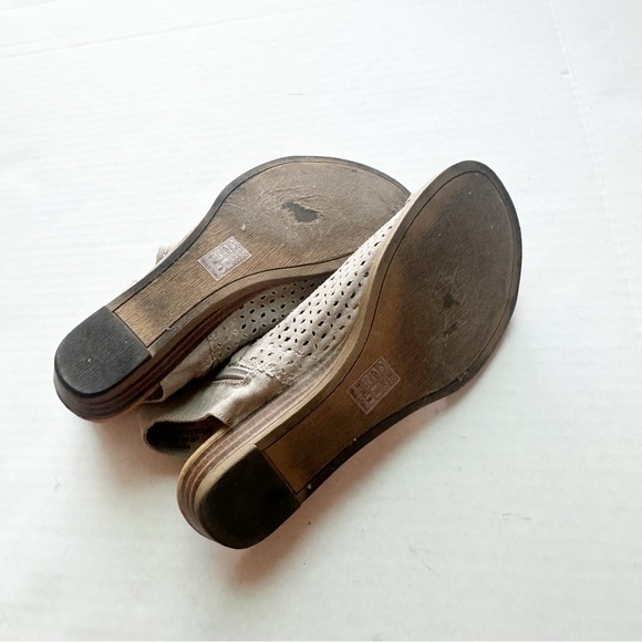 Blowfish Barenda Perforated Sandals in Taupe - Picture 8 of 13